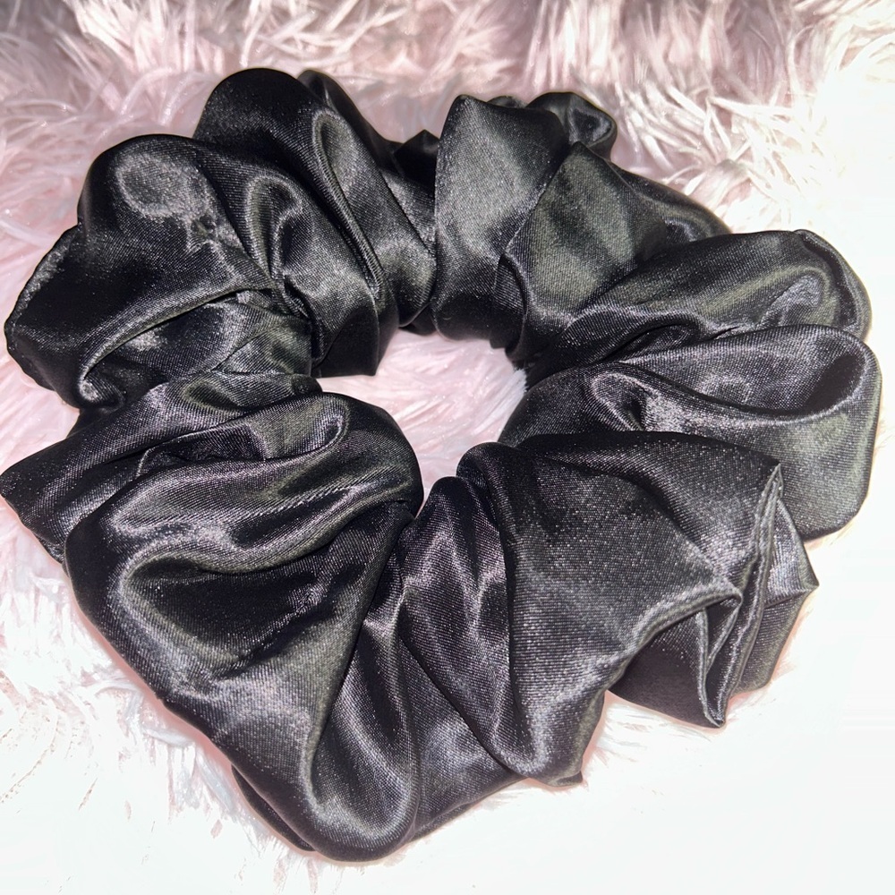 Elegant Black Hair Scrunchie. X-Large - Picture 2 of 2